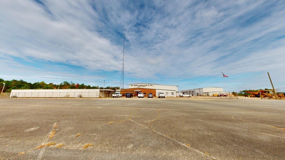 More Photos Of 11708 GA Highway 24 W, Sandersville Warehouse For Sale