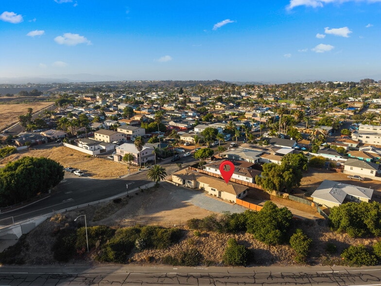 More Photos Of 1303 Bush St, Oceanside Apartments For Sale