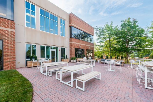 More Photos Of 14850 Conference Center Dr, Chantilly Office For Lease