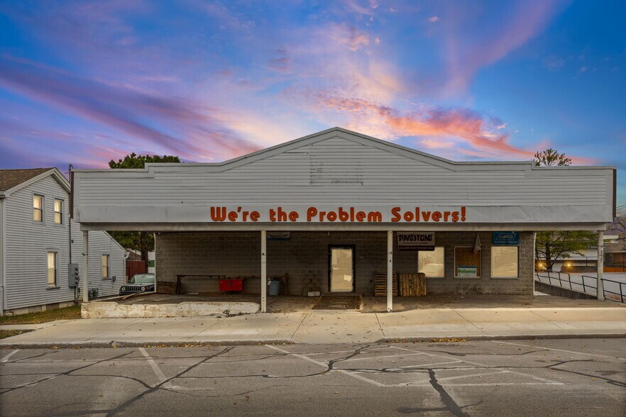 More Photos Of 215 W Franklin St, Delphi Flex For Sale