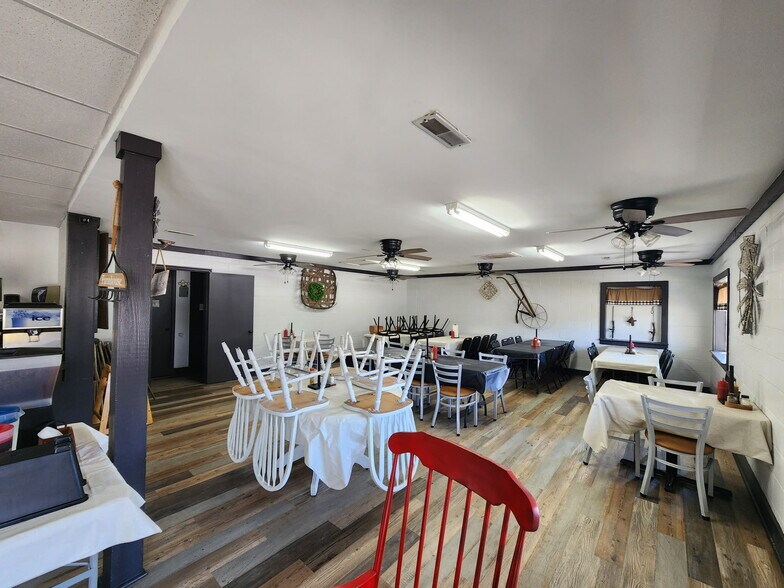 More Photos Of 2302 Low Country Hwy, Ehrhardt Specialty For Sale