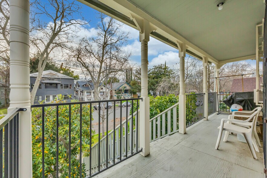 More Photos Of 1721 U St, Sacramento Apartments For Sale