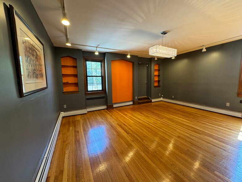 More Photos Of 226 W State St, Trenton Medical For Sale