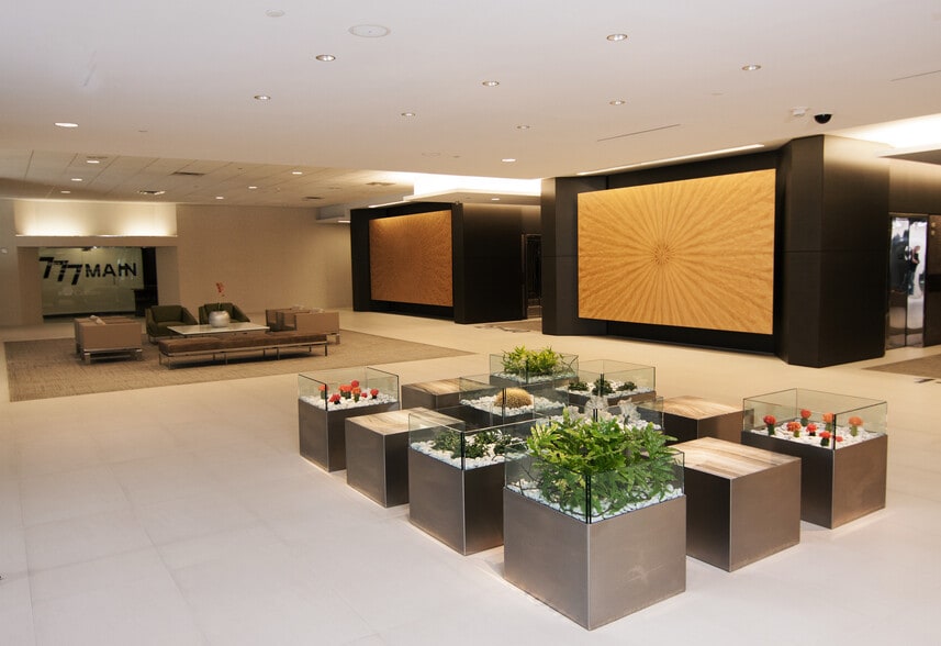 More Photos Of 777 Main St, Fort Worth Office For Lease