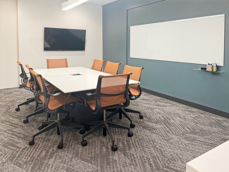 More Photos Of 1790 Hughes Landing Blvd, The Woodlands Coworking Space