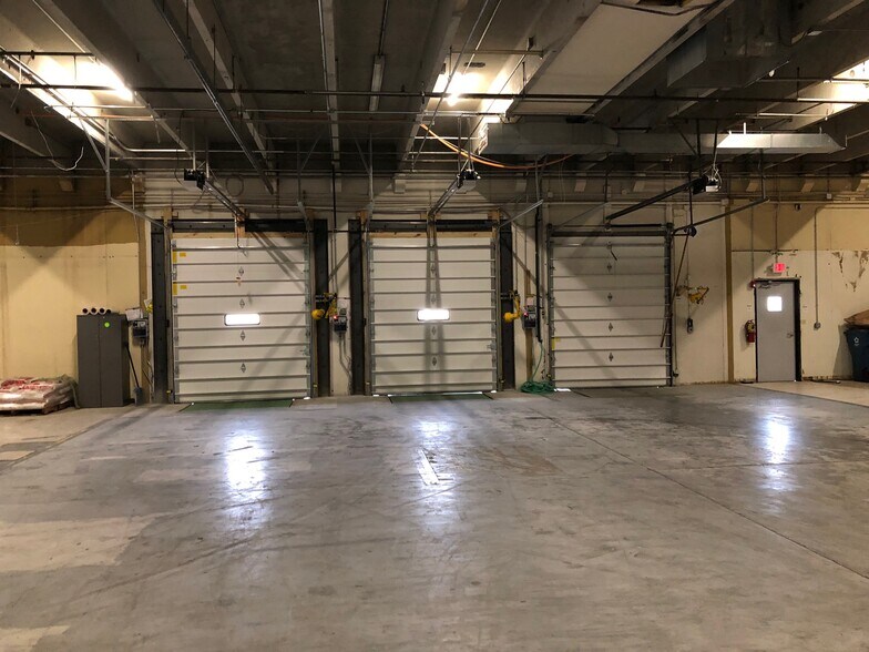 More Photos Of 188 Brooke Rd, Winchester Warehouse For Lease