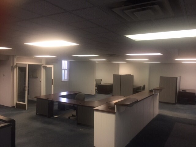 More Photos Of 1112 Church St, Lynchburg Office For Sale