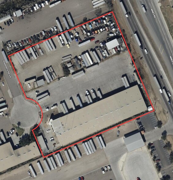 Primary Photo Of 14103 Transportation Ave, Laredo Distribution For Lease