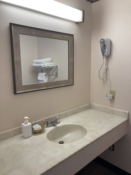 More Photos Of 9450 Castillo Dr, San Simeon Hotel For Sale