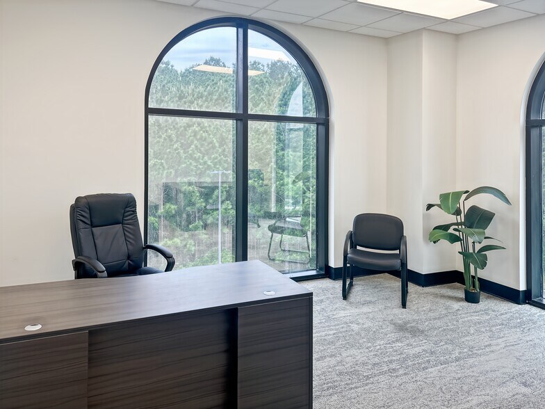 More Photos Of 1301 Industrial Dr, Crestview Coworking Space