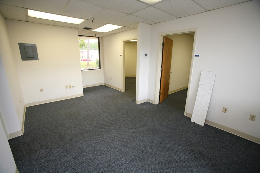 More Photos Of 1901 Mason Ave, Daytona Beach Medical For Lease