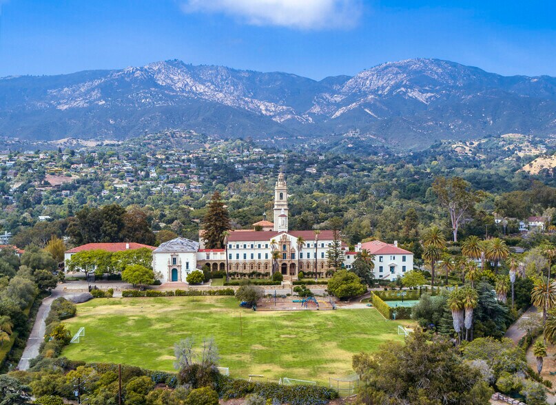 More Photos Of 2300 Garden St, Santa Barbara Schools For Sale