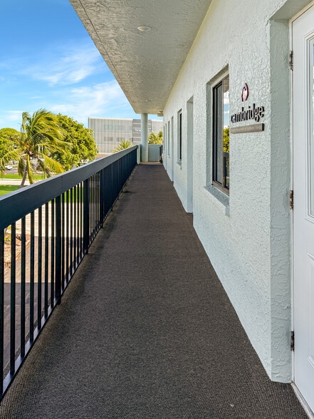 More Photos Of 2335 Tamiami Trl N, Naples Medical For Sale