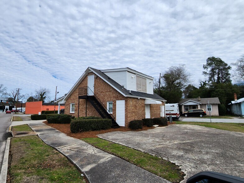 More Photos Of 900 Baker Ave, Augusta Office For Sale