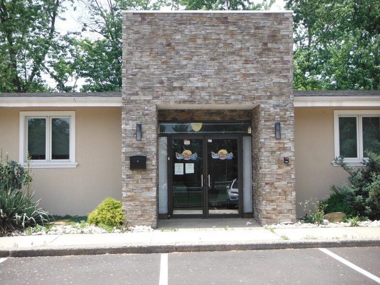 Primary Photo Of 1288 Veterans Hwy, Levittown Rehabilitation Center For Sale