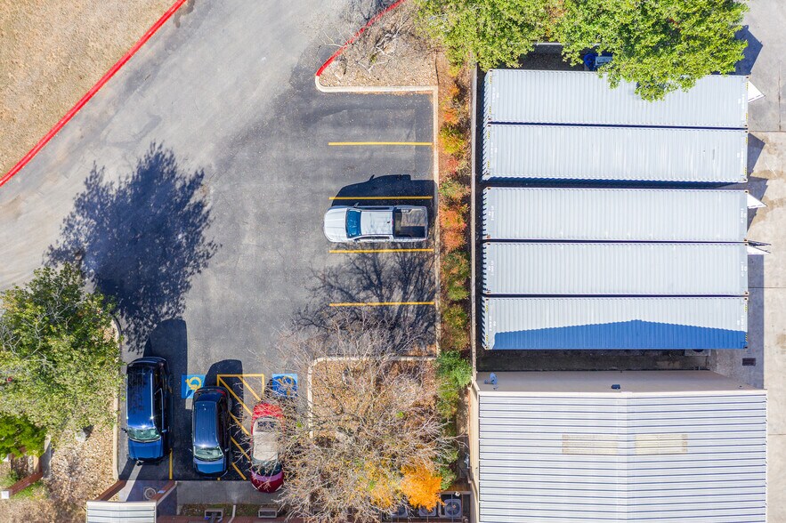 More Photos Of 1300 Universal City Blvd, Universal City Warehouse For Sale