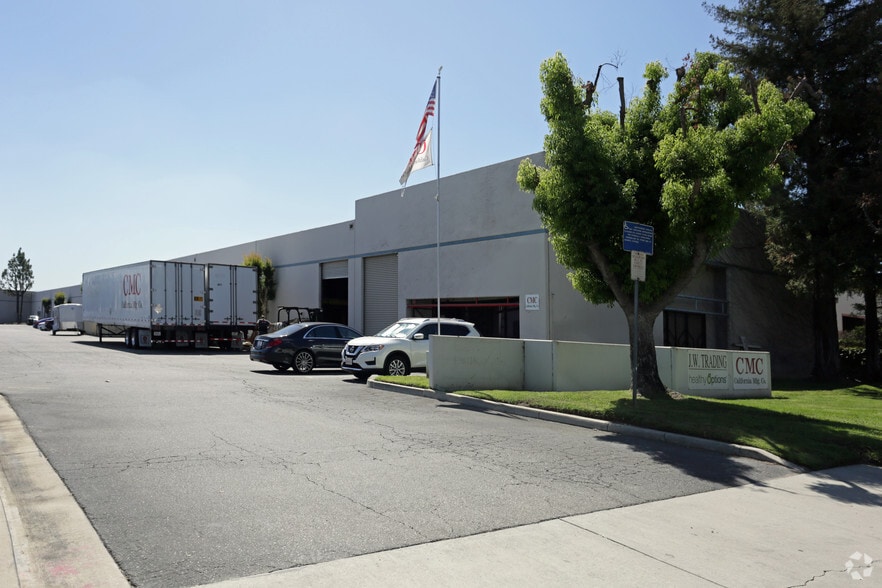 Primary Photo Of 1474-1484 E Francis St, Ontario Warehouse For Lease