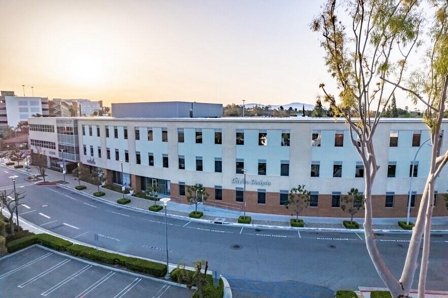 More Photos Of 1950 Sunny Crest Dr, Fullerton Medical For Lease