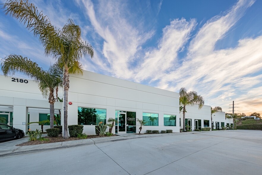 More Photos Of 976 S Andreasen Dr, Escondido Unknown For Lease
