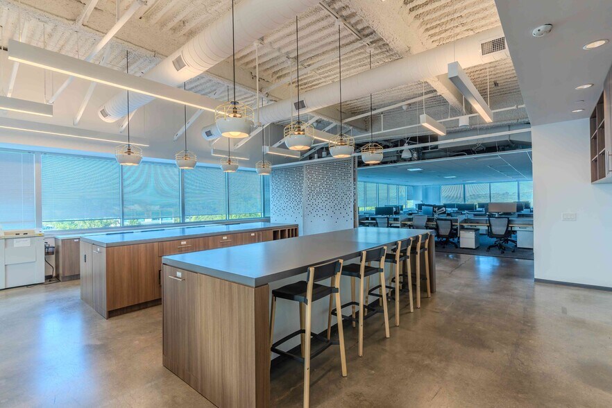 More Photos Of 3800 Horizon Blvd, Feasterville Trevose Office For Lease