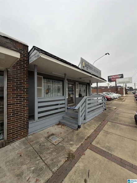 More Photos Of 114 B Y Williams SR Dr, Birmingham General Retail For Sale