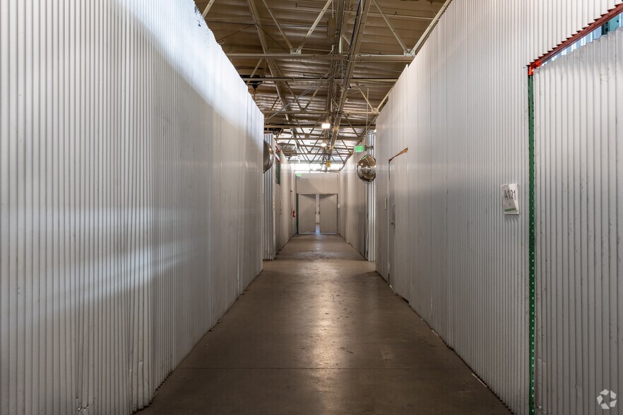More Photos Of 900 Turnbull Canyon Rd, City Of Industry Warehouse For Lease