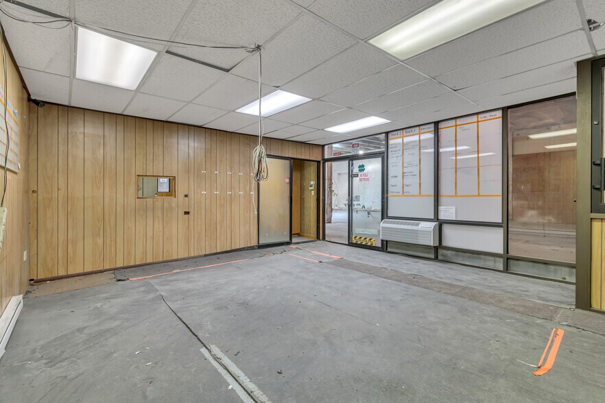 More Photos Of 1420 Broadway, Seattle Warehouse For Sale
