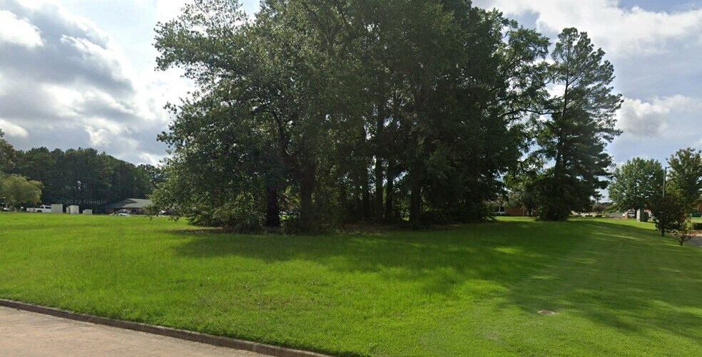 Primary Photo Of 2131 Galleria Oaks Drive, Texarkana Land For Sale