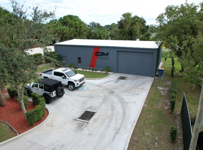 More Photos Of 2319 Guava Dr, Edgewater Warehouse For Sale