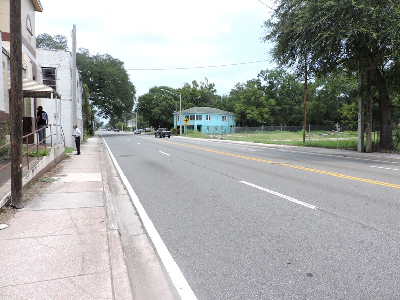 More Photos Of 1426 Kings Rd, Jacksonville Specialty For Sale