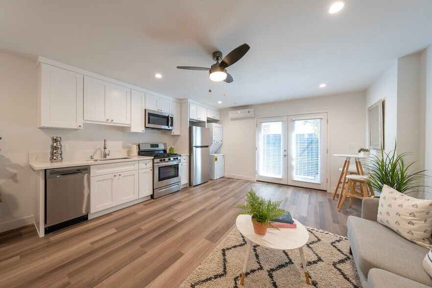 More Photos Of 3720 Midvale Ave, Los Angeles Apartments For Sale