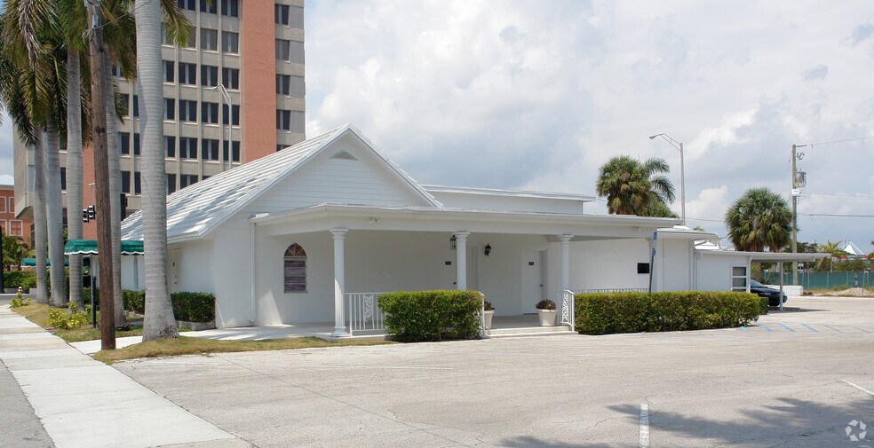 200 N Federal Hwy, Pompano Beach, FL 33062 Funeral Home For Sale