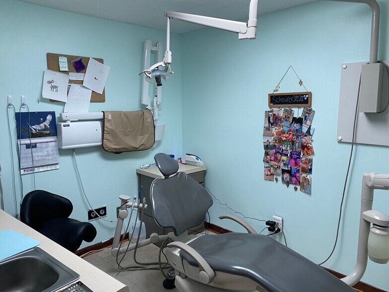 More Photos Of 5710 Katherine Hankins Dr, Theodore Office For Sale