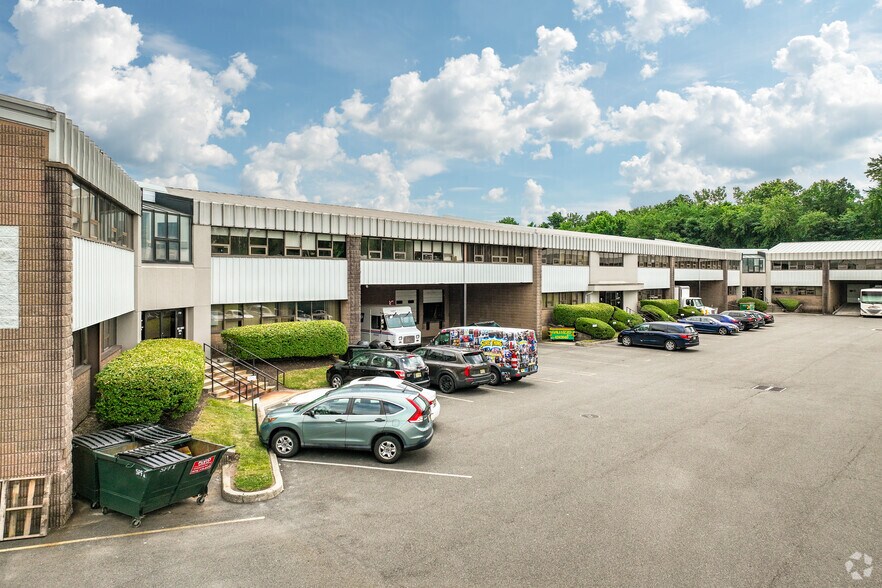 More Photos Of 1 Madison St, East Rutherford Manufacturing For Lease