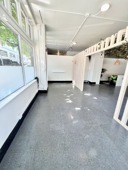 More Photos Of 1539-1541 W Burnside St, Portland Apartments For Sale