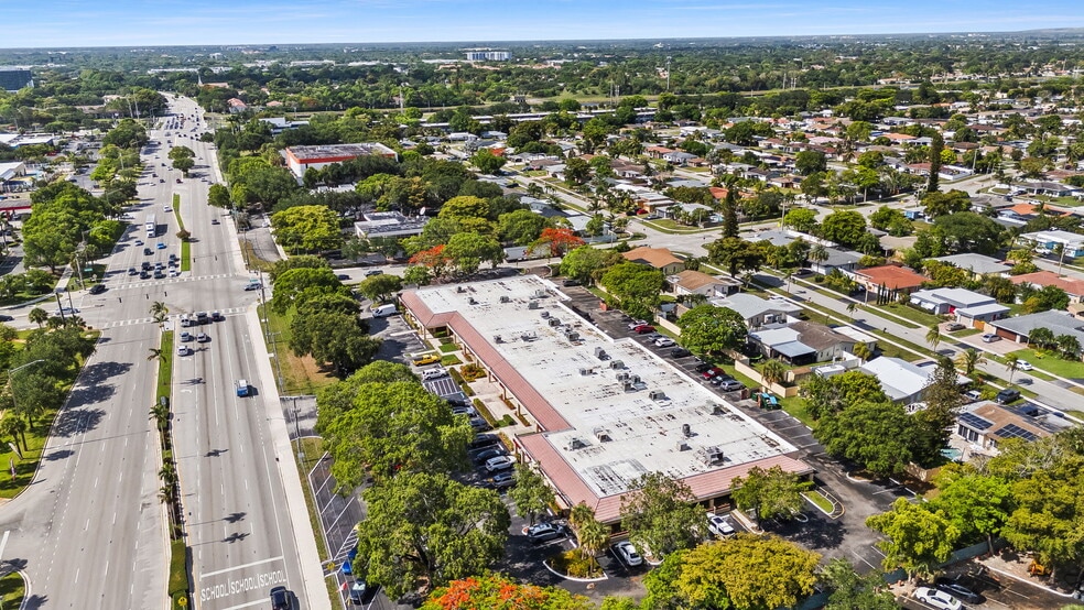 More Photos Of 8106-8186 N University Dr, Tamarac Unknown For Lease