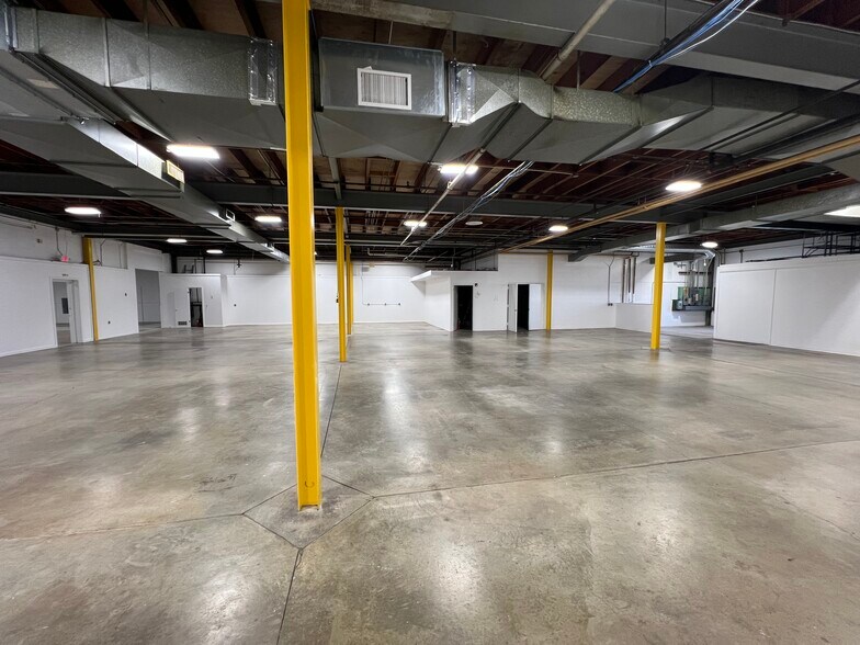 More Photos Of 1-5 Columbia Rd, Branchburg Light Manufacturing For Lease