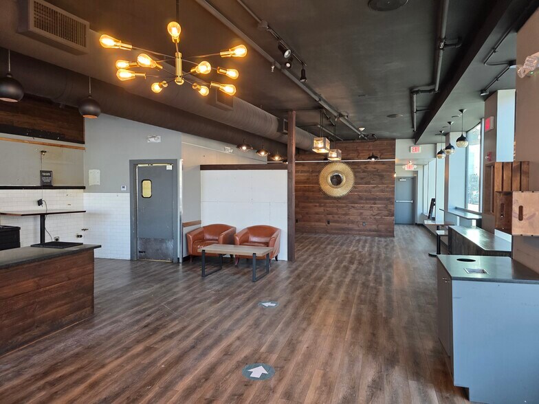 More Photos Of 60 Franklin St, Worcester Apartments For Lease