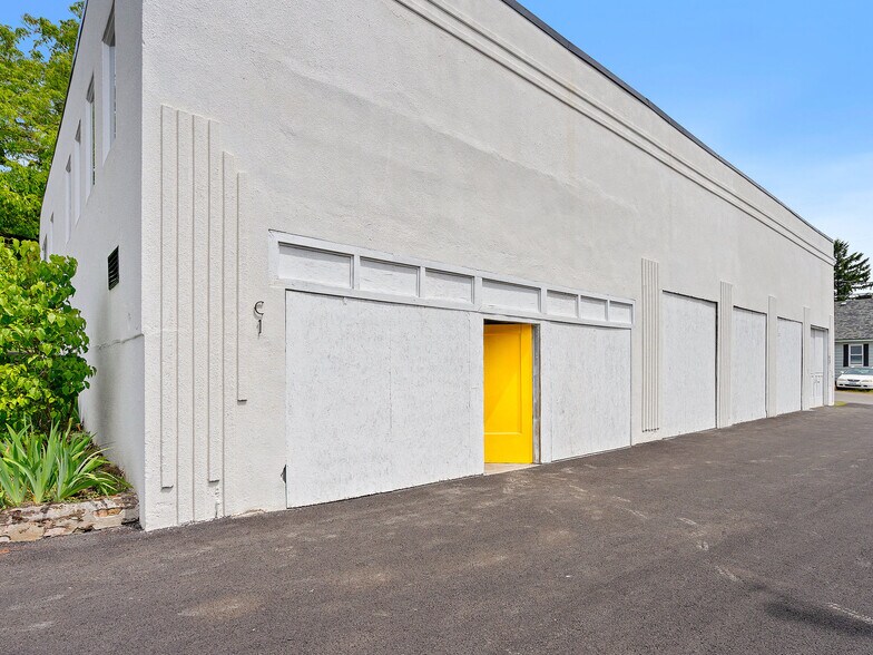 More Photos Of 2311 SW 6th Ave, Camas Storefront Retail Residential For Lease