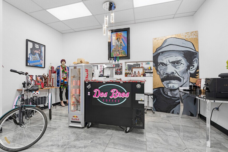 More Photos Of 4105 S Central Ave, Phoenix Freestanding For Sale