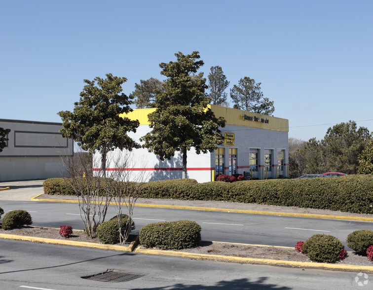 More Photos Of 3240 S Cobb Dr, Smyrna Unknown For Sale