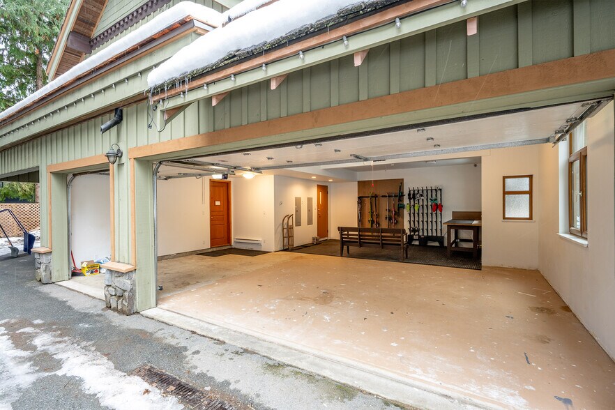 More Photos Of 3012 Alpine Cres, Whistler Hospitality For Sale