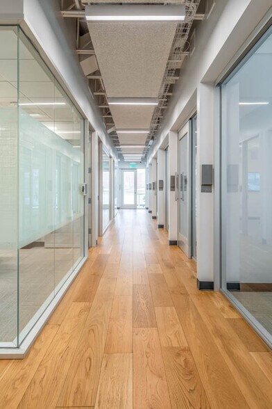 More Photos Of 3400 Oak Grove Ave, Dallas Office For Lease