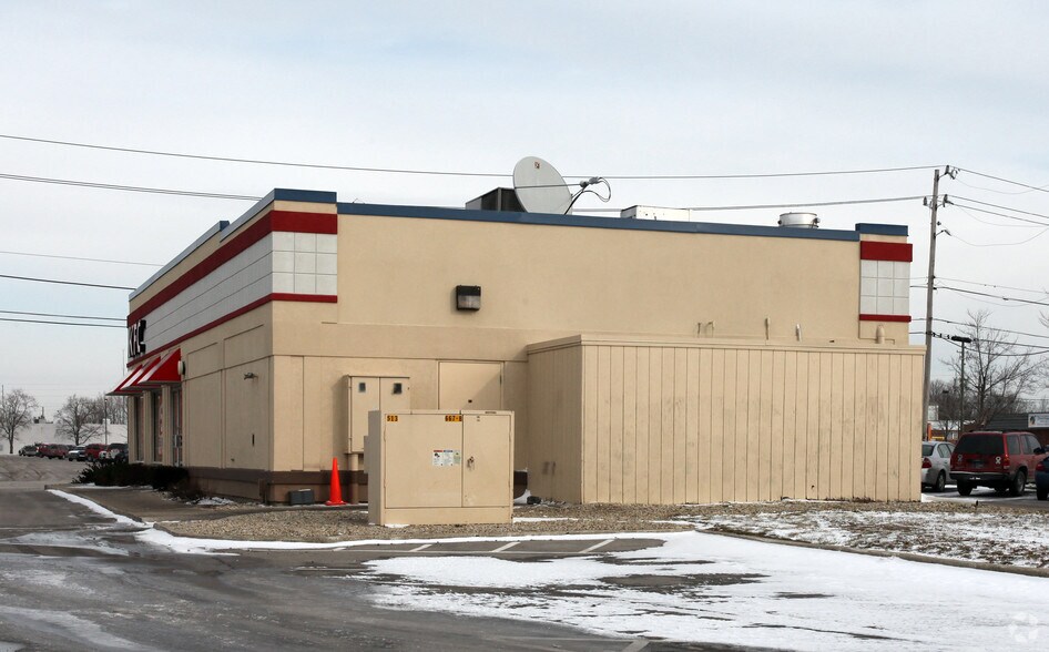 More Photos Of 903 E Hanna Ave, Indianapolis Fast Food For Sale