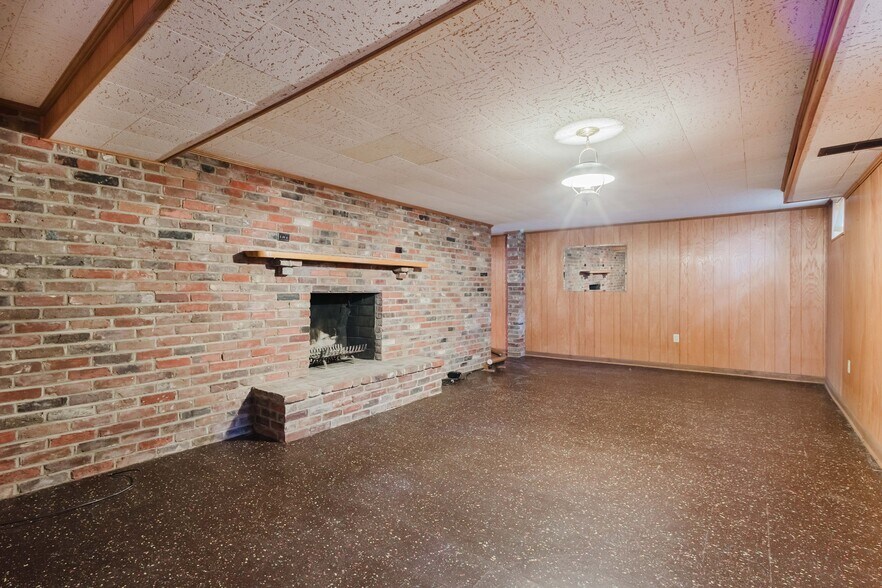More Photos Of 3025 Breckenwood Dr, Lexington Multifamily For Sale
