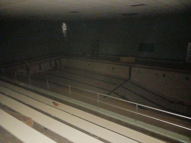 More Photos Of 500 E Thomas St, Lansing Schools For Sale