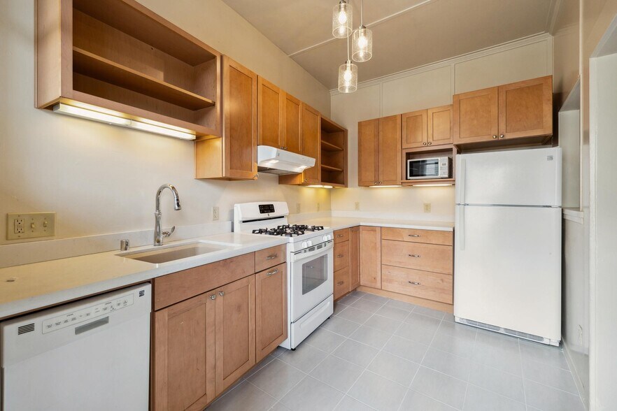 More Photos Of 1820 3rd St, Alameda Apartments For Sale