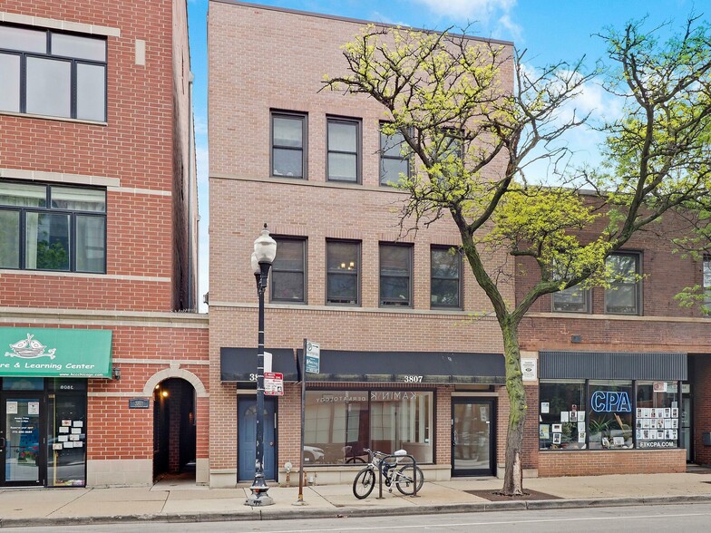 Primary Photo Of 3807 N Lincoln Ave, Chicago Storefront Retail Residential For Lease