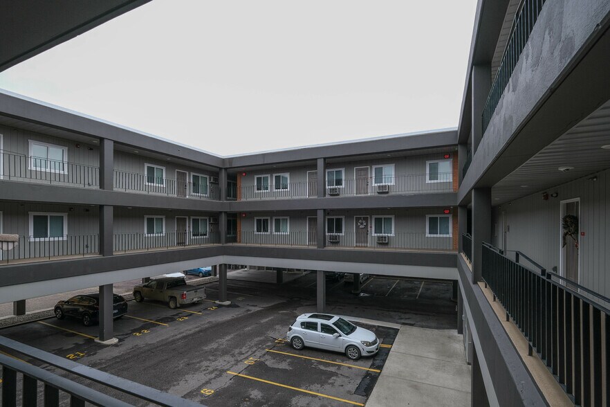 More Photos Of 500 S 2nd St, Mankato Apartments For Sale