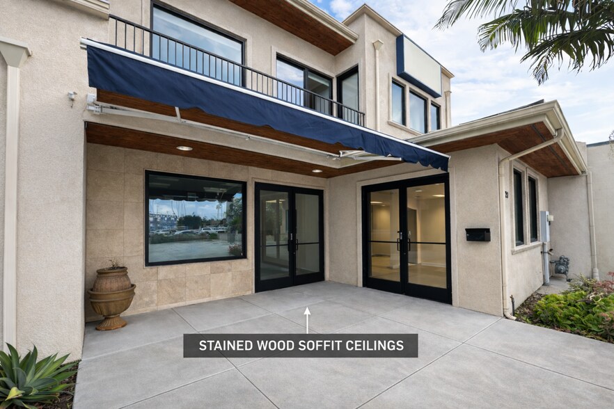 More Photos Of 2820 Shelter Island Dr, San Diego Storefront Retail Office For Lease